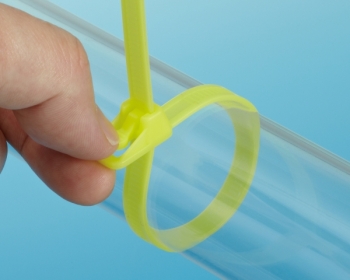 アウトレバーリピートタイ