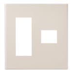 ワイド21 コンセントプレート 3コ+1コ用