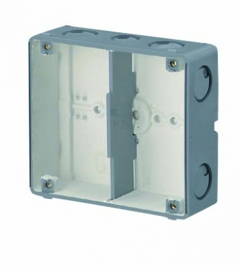 埋込スイッチボックス